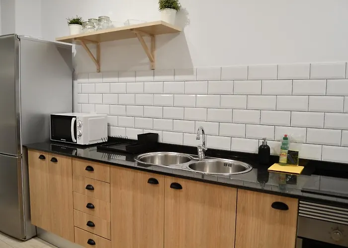 Near The - 3bed - 2bath - Wifi *