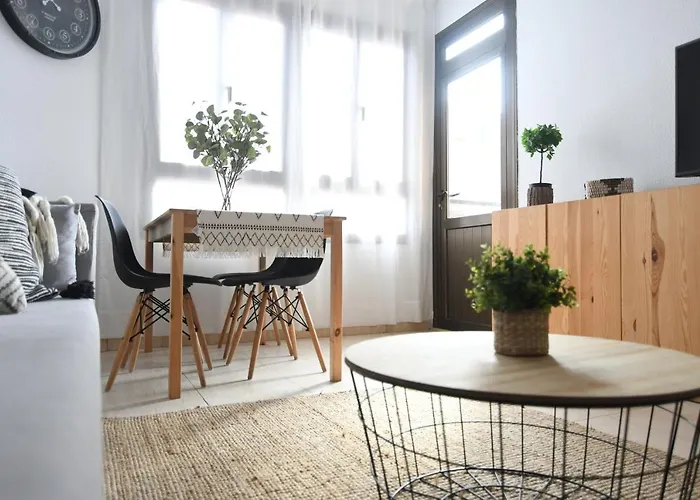 Near The - 3bed - 2bath - Wifi Lägenhet